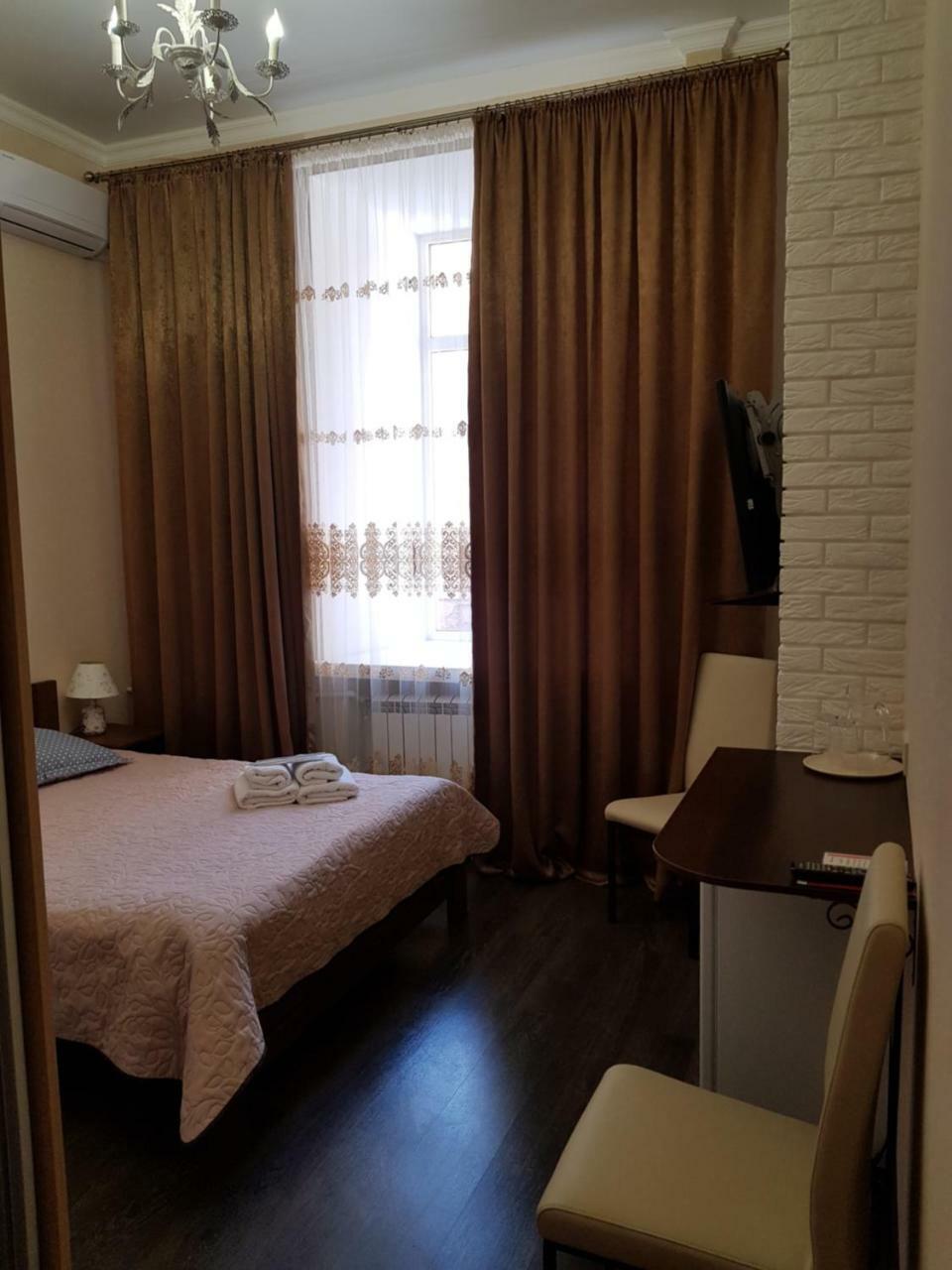 Mini Otel Cozy Patio Odessa Ngoại thất bức ảnh
