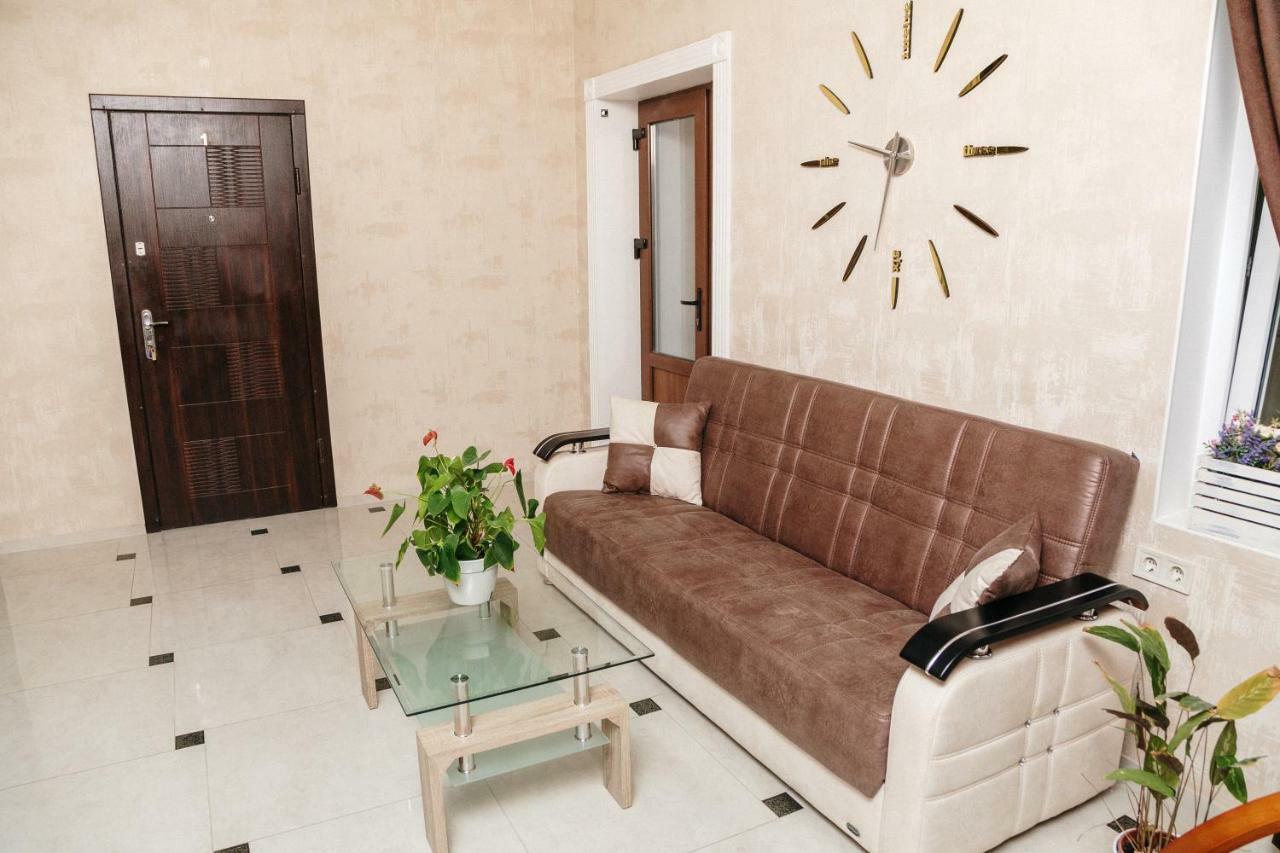 Mini Otel Cozy Patio Odessa Ngoại thất bức ảnh